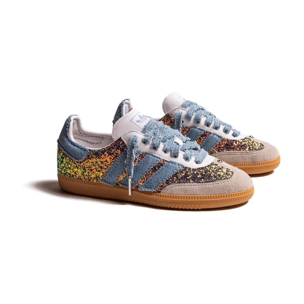 Adidas Samba Full Glitter Denim Custom con glitter cangiante, strisce in jeans e lacci denim