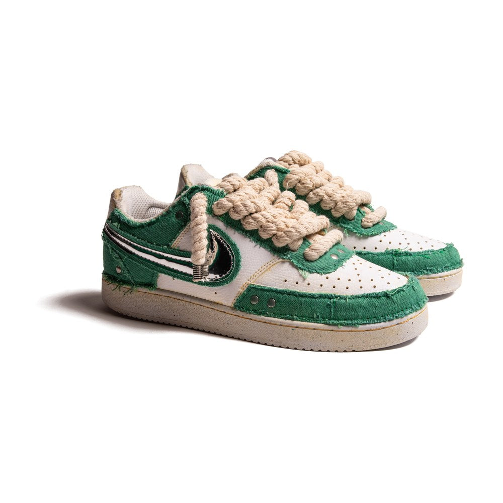 Nike Court Vision Boston Custom con denim verde, Swoosh laminato argento, effetto vintage e lacci in corda beige